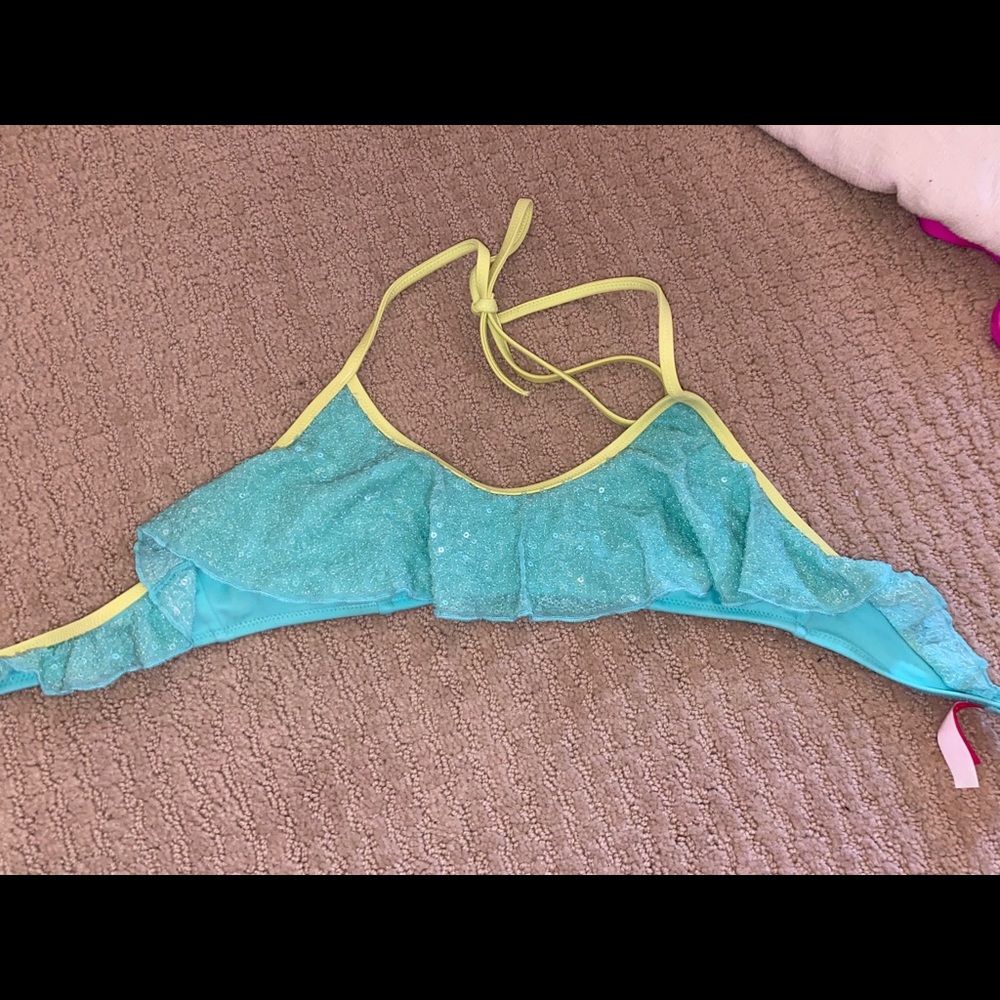 Victoria’s Secret Bikini Top